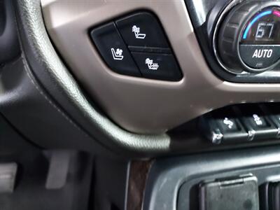 2016 GMC Sierra 2500 Denali  CREW CAB 4X4 - Photo 15 - Rochelle, IL 61068