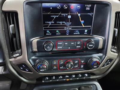 2016 GMC Sierra 2500 Denali  CREW CAB 4X4 - Photo 13 - Rochelle, IL 61068