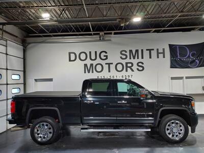 2016 GMC Sierra 2500 Denali  CREW CAB 4X4 - Photo 1 - Rochelle, IL 61068