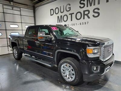 2016 GMC Sierra 2500 Denali  CREW CAB 4X4 - Photo 3 - Rochelle, IL 61068