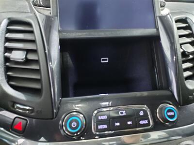 2017 Chevrolet Impala LT  SEDAN - Photo 23 - Rochelle, IL 61068
