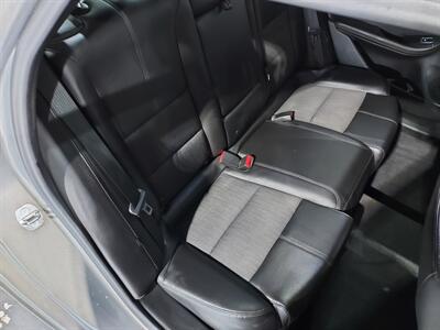 2017 Chevrolet Impala LT  SEDAN - Photo 14 - Rochelle, IL 61068