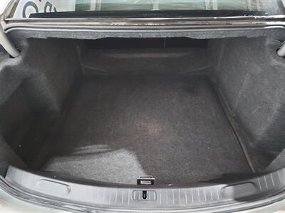 2017 Chevrolet Impala LT  SEDAN - Photo 29 - Rochelle, IL 61068