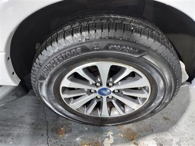 2017 Ford Expedition XLT   - Photo 25 - Rochelle, IL 61068