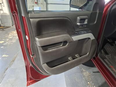 2017 Chevrolet Silverado 1500 LT - Photo 25 - Rochelle, IL 61068