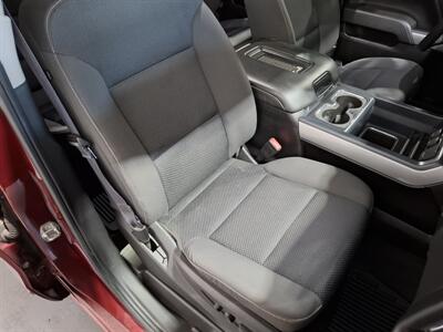 2017 Chevrolet Silverado 1500 LT - Photo 26 - Rochelle, IL 61068