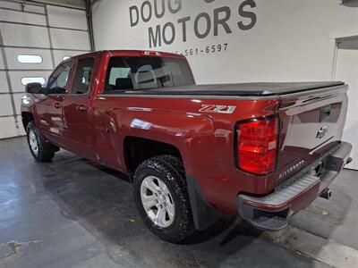 2017 Chevrolet Silverado 1500 LT - Photo 4 - Rochelle, IL 61068