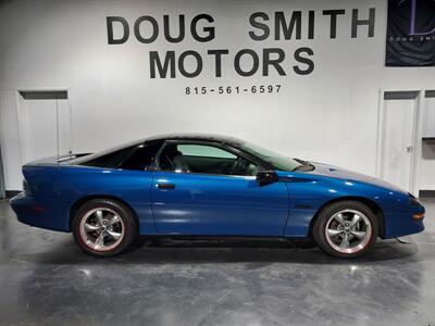 1995 Chevrolet Camaro Z28   - Photo 2 - Rochelle, IL 61068