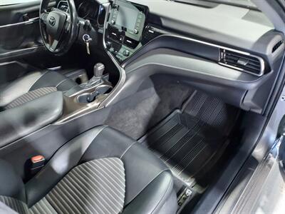2021 Toyota Camry SE  SEDAN - Photo 14 - Rochelle, IL 61068