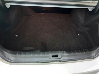 2009 Buick Lucerne CXL sedan - Photo 18 - Rochelle, IL 61068