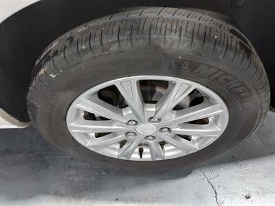 2009 Buick Lucerne CXL sedan - Photo 25 - Rochelle, IL 61068