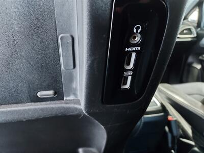 2020 Chrysler Pacifica Touring L Plus  SPORT TRIM - Photo 20 - Rochelle, IL 61068