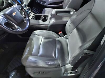 2020 Chevrolet Suburban LT  4X4 - Photo 11 - Rochelle, IL 61068