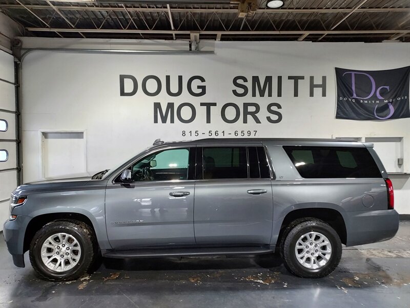 2020 Chevrolet Suburban LT  4X4 - Photo 1 - Rochelle, IL 61068