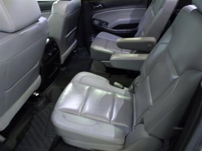 2020 Chevrolet Suburban LT  4X4 - Photo 18 - Rochelle, IL 61068