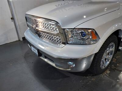 2017 RAM 1500 Laramie QUAD CAB - Photo 8 - Rochelle, IL 61068