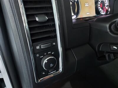 2017 RAM 1500 Laramie QUAD CAB - Photo 27 - Rochelle, IL 61068