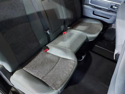 2018 RAM 1500 SLT BIG HORN CREW CAB - Photo 18 - Rochelle, IL 61068