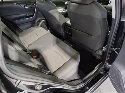 2024 Toyota RAV4 XLE HYBRID AWD   - Photo 15 - Rochelle, IL 61068