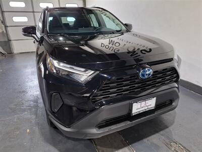 2024 Toyota RAV4 XLE HYBRID AWD   - Photo 8 - Rochelle, IL 61068