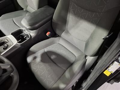 2024 Toyota RAV4 XLE HYBRID AWD   - Photo 13 - Rochelle, IL 61068