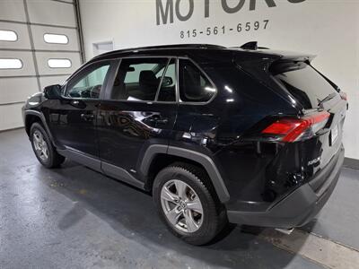 2024 Toyota RAV4 XLE HYBRID AWD   - Photo 4 - Rochelle, IL 61068
