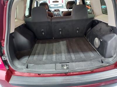 2015 Jeep Patriot Latitude  4WD - Photo 18 - Rochelle, IL 61068
