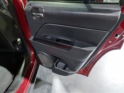 2015 Jeep Patriot Latitude  4WD - Photo 17 - Rochelle, IL 61068