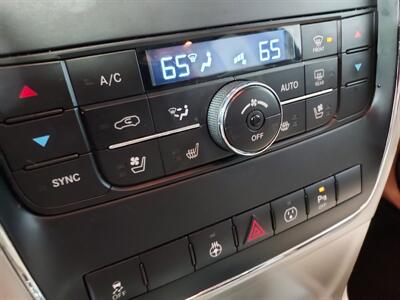 2013 Jeep Grand Cherokee Overland  4x4 suv - Photo 24 - Rochelle, IL 61068
