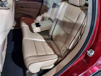 2013 Jeep Grand Cherokee Overland  4x4 suv - Photo 16 - Rochelle, IL 61068