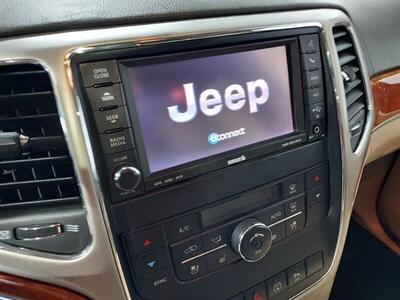 2013 Jeep Grand Cherokee Overland  4x4 suv - Photo 22 - Rochelle, IL 61068