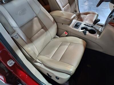 2013 Jeep Grand Cherokee Overland  4x4 suv - Photo 13 - Rochelle, IL 61068