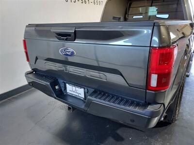 2020 Ford F-150 LARIAT  CREW CAB 4X4 FX4 - Photo 9 - Rochelle, IL 61068