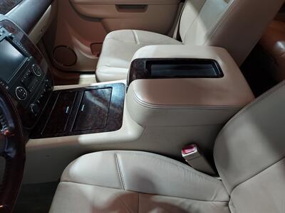 2018 GMC Yukon XL Denali  suv - Photo 28 - Rochelle, IL 61068
