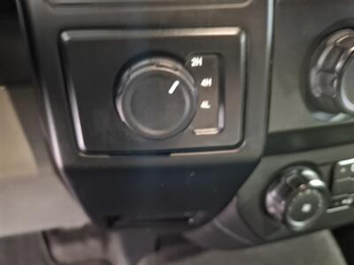 2020 Ford F-150 XL  SHORT BED REGULAR CAB 4X4 V6 - Photo 16 - Rochelle, IL 61068