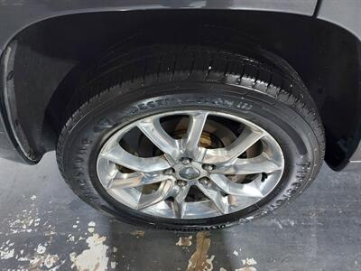 2014 Jeep Grand Cherokee Summit  4X4 - Photo 31 - Rochelle, IL 61068