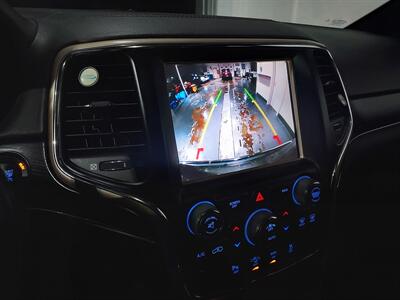 2014 Jeep Grand Cherokee Summit  4X4 - Photo 11 - Rochelle, IL 61068