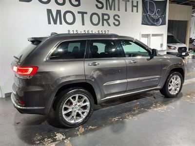 2014 Jeep Grand Cherokee Summit  4X4 - Photo 8 - Rochelle, IL 61068