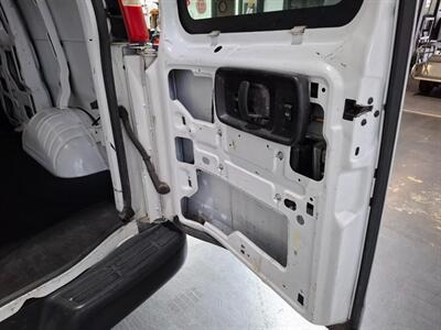2015 Chevrolet Express 2500  135'' CARGO VAN - Photo 28 - Rochelle, IL 61068