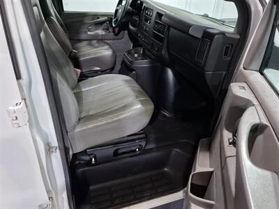 2015 Chevrolet Express 2500  135'' CARGO VAN - Photo 18 - Rochelle, IL 61068