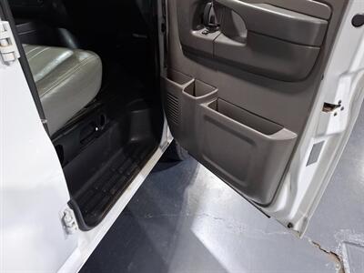 2015 Chevrolet Express 2500  135'' CARGO VAN - Photo 20 - Rochelle, IL 61068