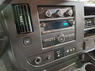 2015 Chevrolet Express 2500  135'' CARGO VAN - Photo 11 - Rochelle, IL 61068