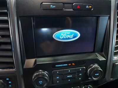 2018 Ford F-150 XLT  SPORT 4X4 - Photo 19 - Rochelle, IL 61068
