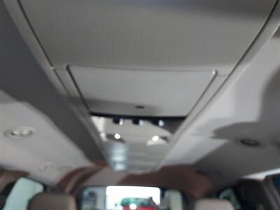 2016 Chrysler Town & Country Touring   - Photo 17 - Rochelle, IL 61068