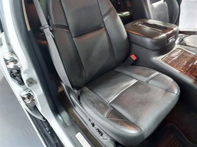 2012 GMC Yukon Denali   - Photo 16 - Rochelle, IL 61068