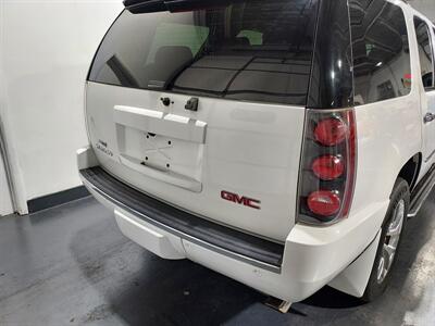 2012 GMC Yukon Denali   - Photo 8 - Rochelle, IL 61068