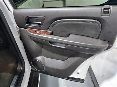 2012 GMC Yukon Denali   - Photo 23 - Rochelle, IL 61068