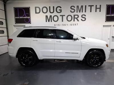 2015 Jeep Grand Cherokee Laredo 4X4 SUV - Photo 7 - Rochelle, IL 61068