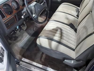 1990 Dodge Ram 3500 D350  CAMPER SPECIAL - Photo 13 - Rochelle, IL 61068