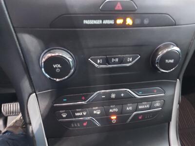2019 Ford Edge SEL   - Photo 9 - Rochelle, IL 61068